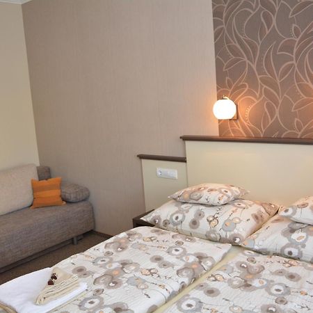 Bodza Apartmanok Eger Kamer foto