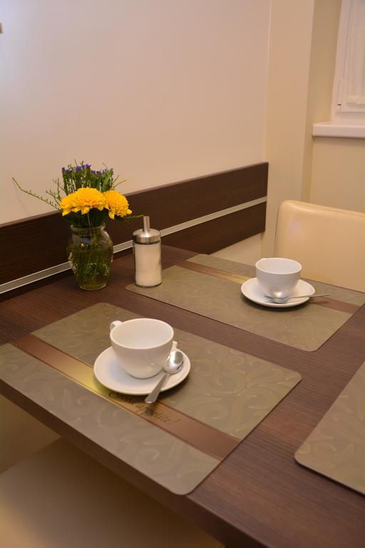 Bodza Apartmanok Eger Kamer foto