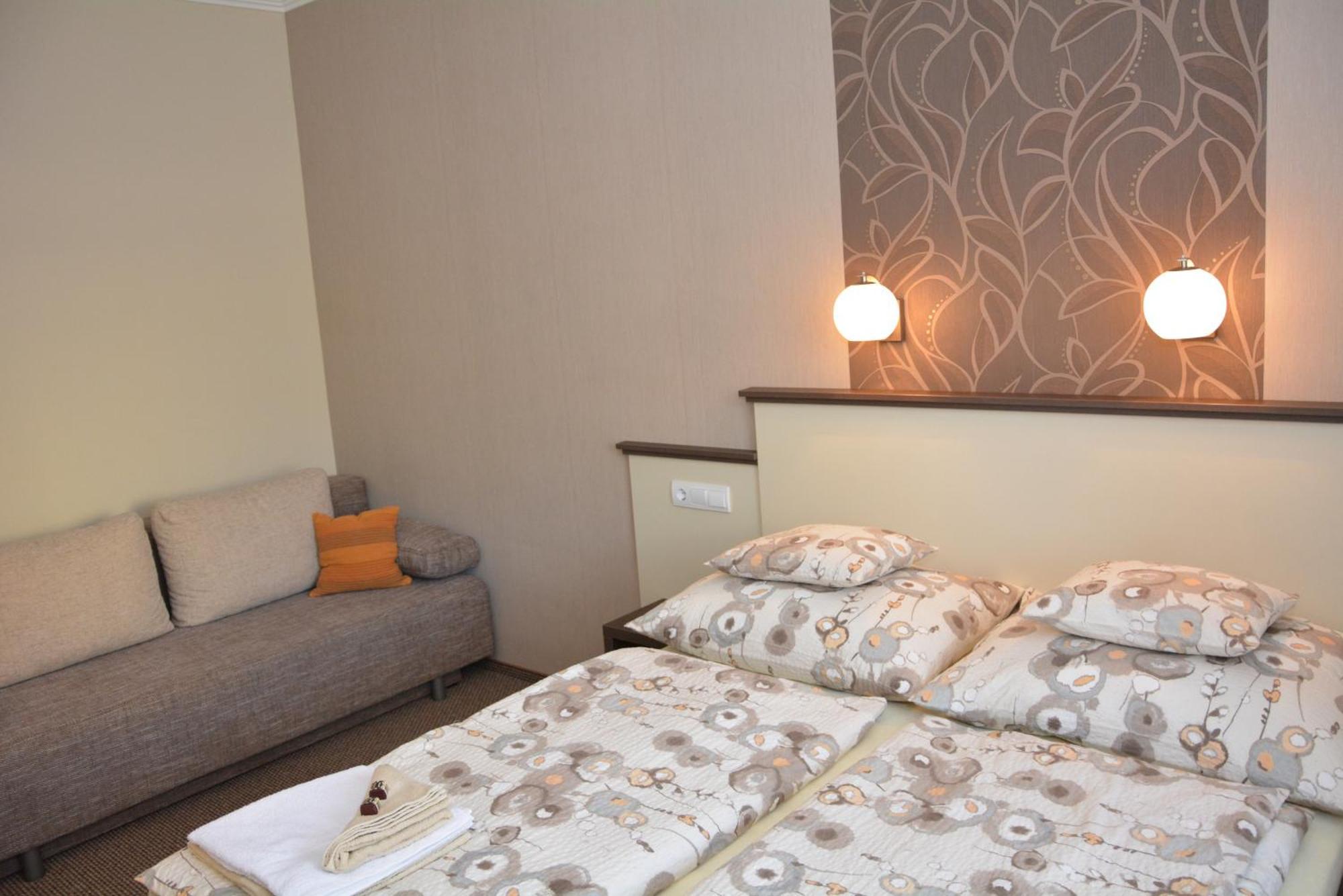 Bodza Apartmanok Eger Kamer foto