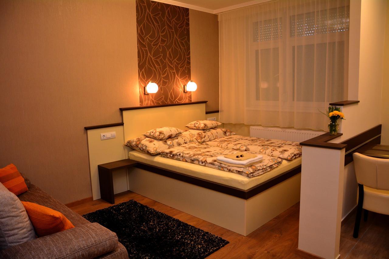 Bodza Apartmanok Eger Buitenkant foto