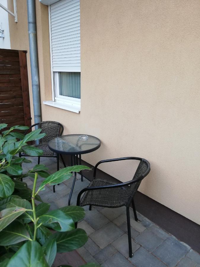 Bodza Apartmanok Eger Buitenkant foto
