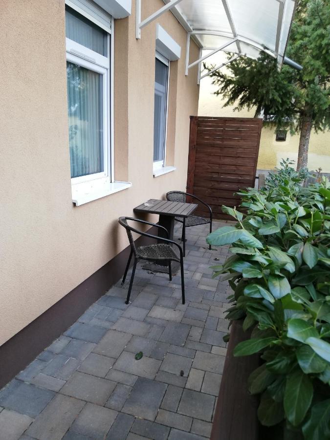 Bodza Apartmanok Eger Buitenkant foto